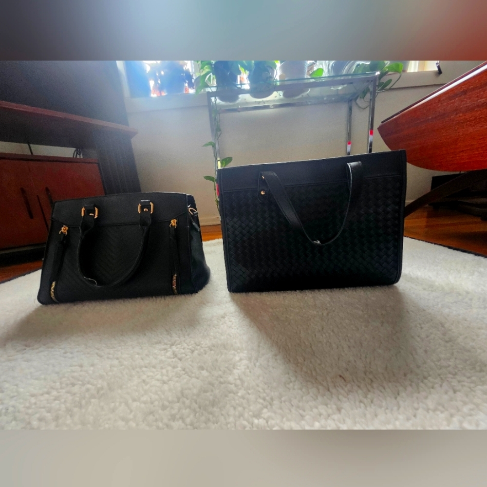 EUC Bundle of 2 black purses.